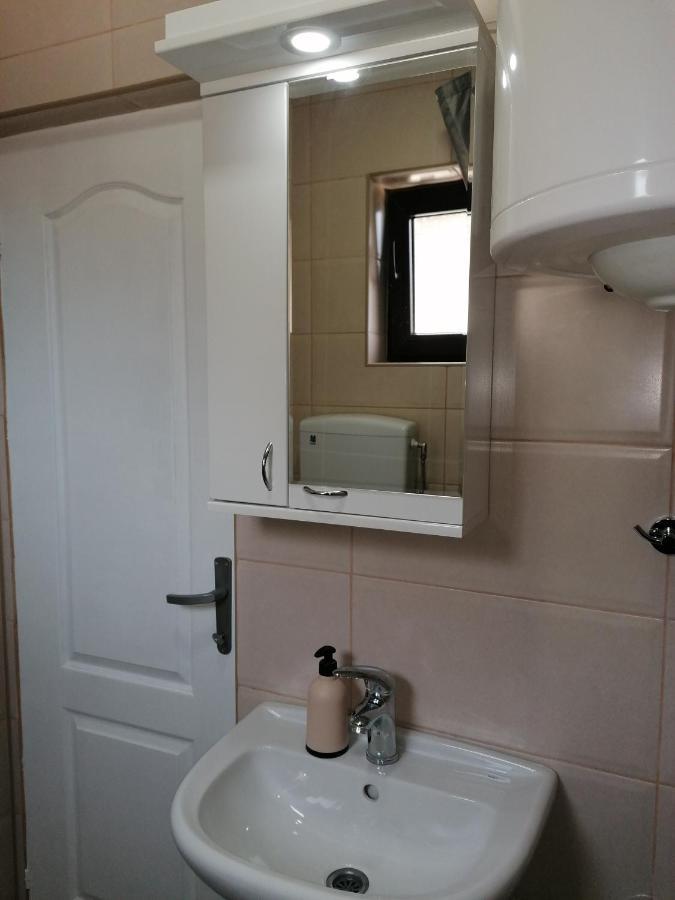 Apartman Andrijana 1 Соко Баня Екстериор снимка