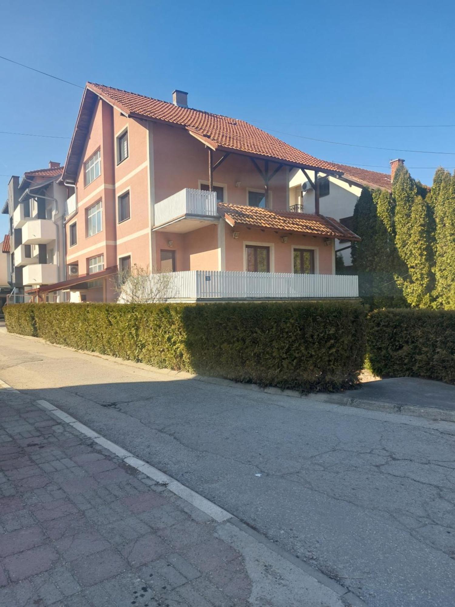 Apartman Andrijana 1 Соко Баня Екстериор снимка